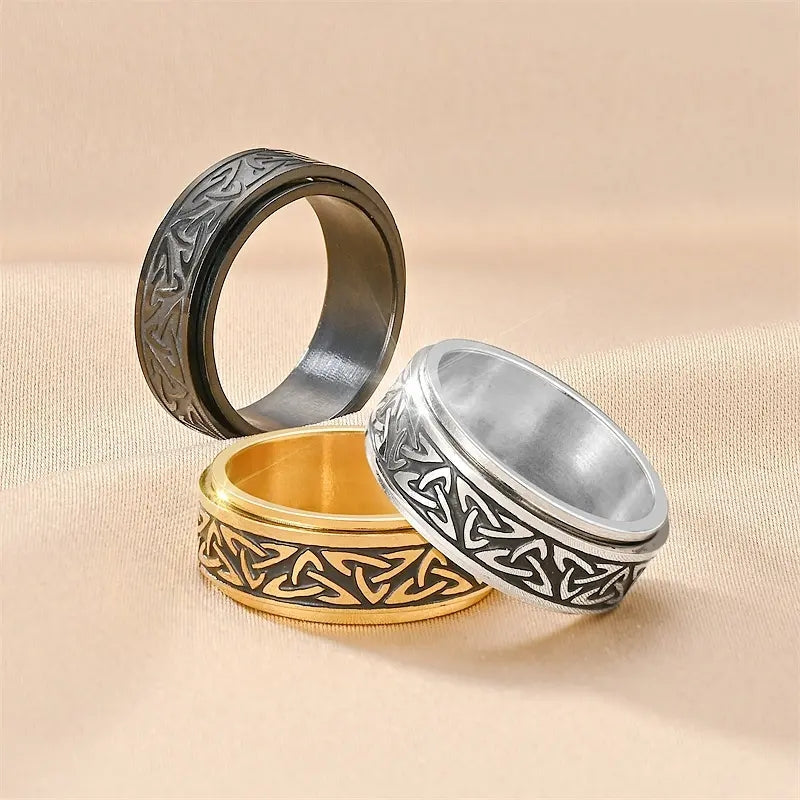 Celtic Not Spiner Black Silver and Gold Ring