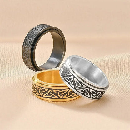 Celtic Not Spiner Black Silver and Gold Ring